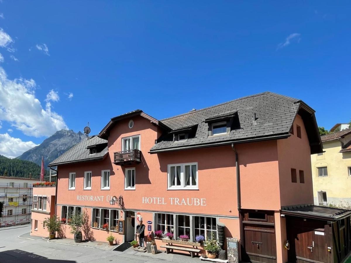 Hotel Traube Scuol Exterior photo