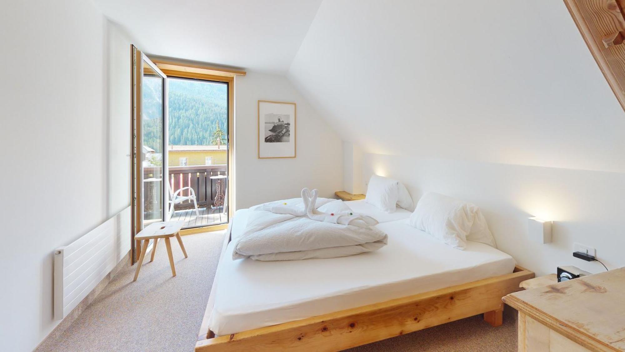Hotel Traube Scuol Exterior photo