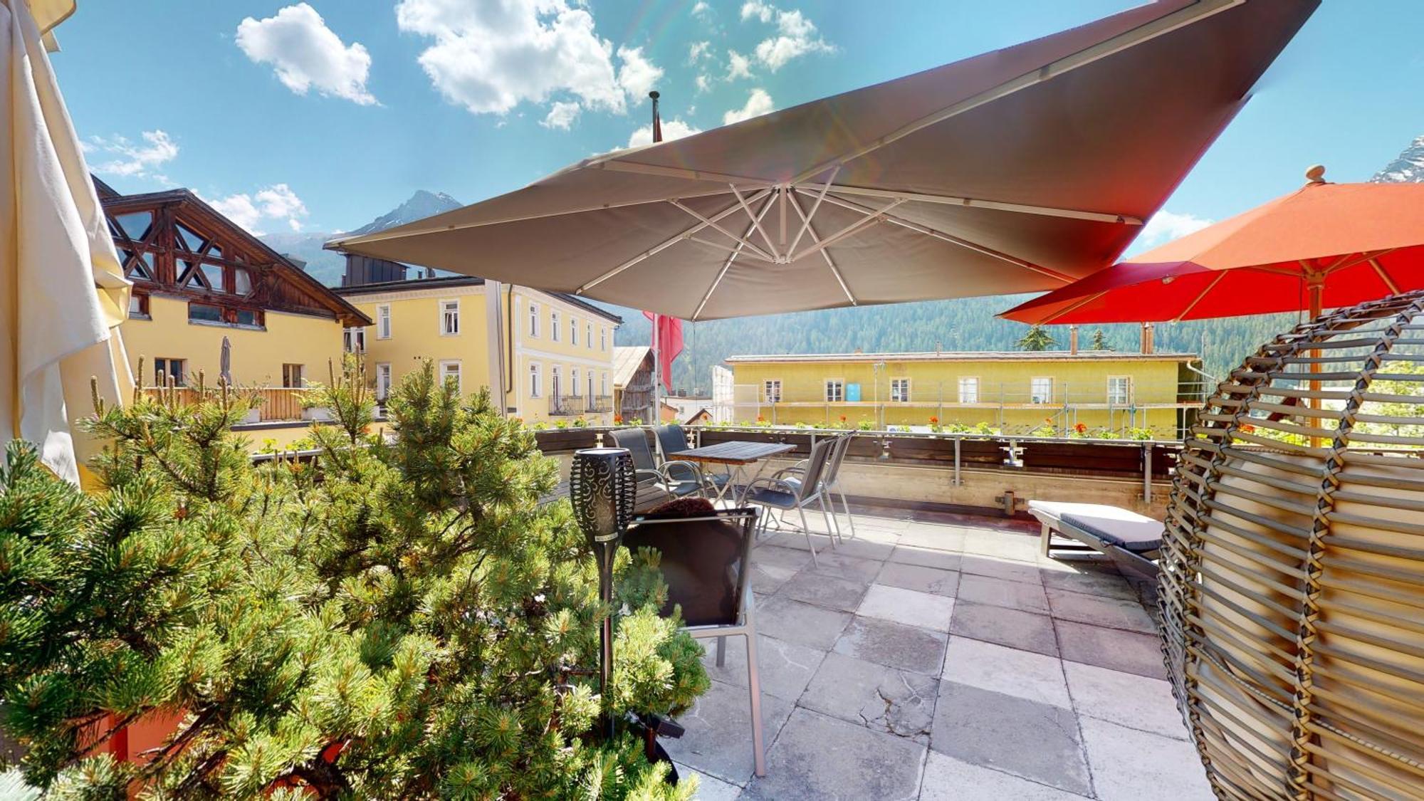 Hotel Traube Scuol Exterior photo