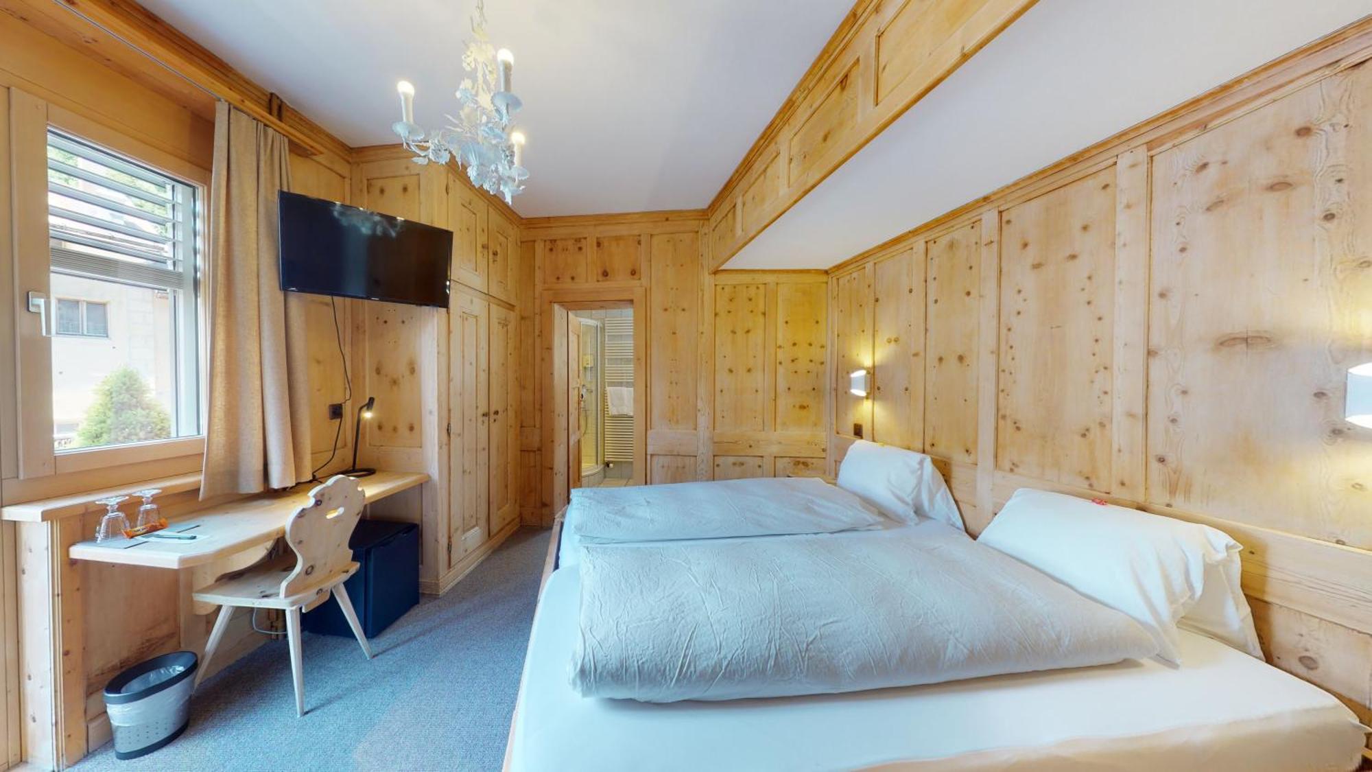 Hotel Traube Scuol Exterior photo