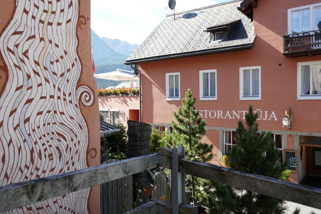 Hotel Traube Scuol Exterior photo