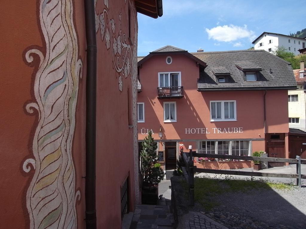 Hotel Traube Scuol Exterior photo