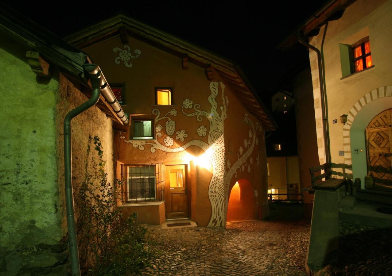 Hotel Traube Scuol Exterior photo